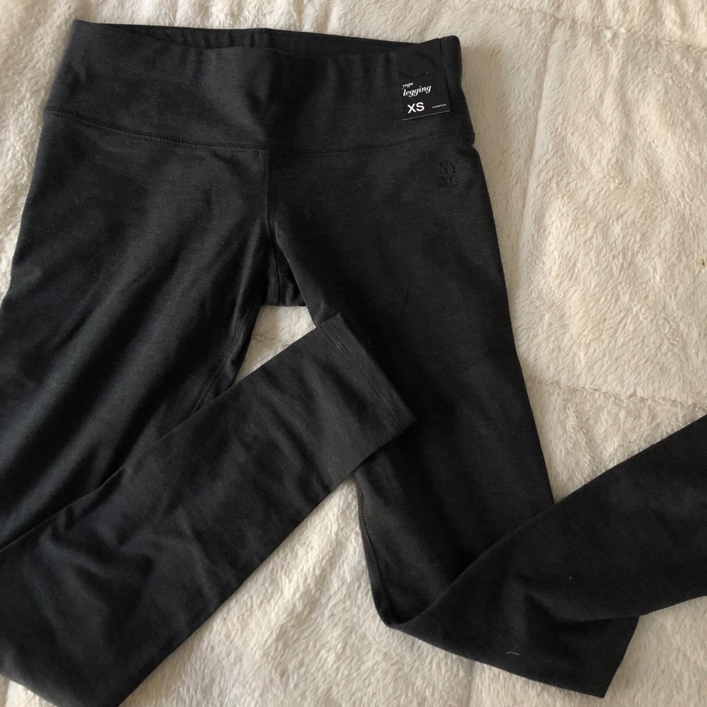‼️$10 closet sale ‼️ NWOT Black Yoga Leggings